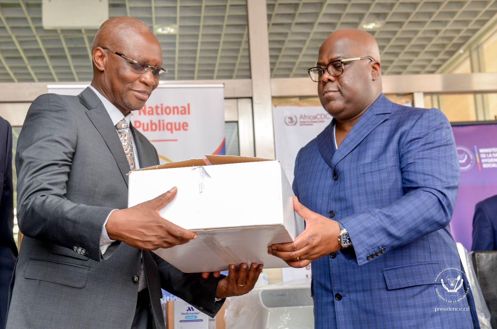 M-pox en RDC: F. Tshisekedi présent à la remise d&rsquo;un don du matériel médical à l&rsquo;INRB