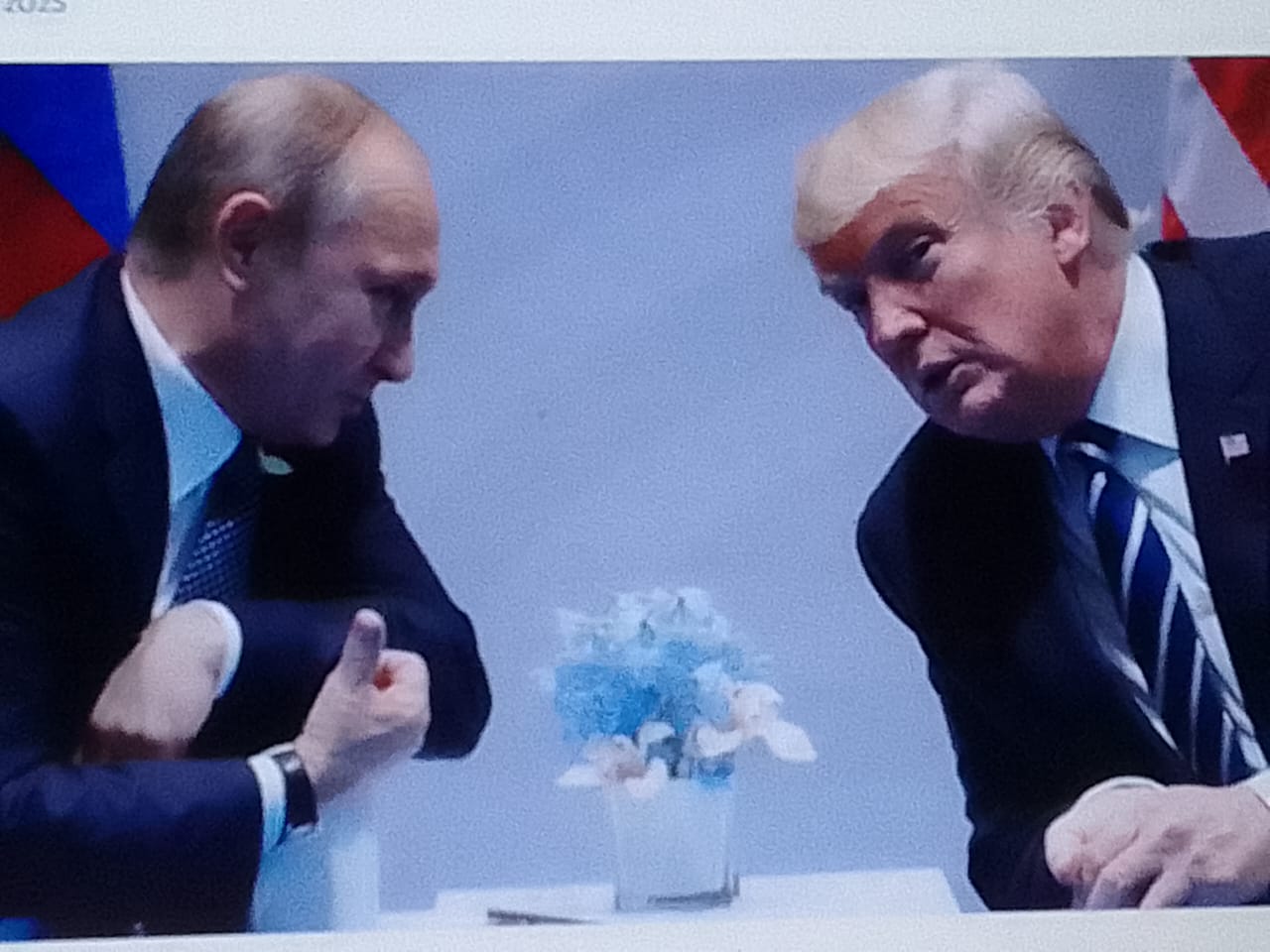 Guerre en Ukraine : Trump dit préparer une rencontre avec Poutine