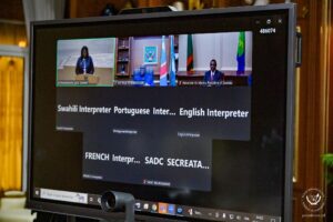 Lire la suite à propos de l’article Agression rwandaise: le président F. Tshisekedi fait le point à une réunion extraordinaire de la SADC