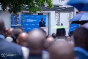 Lire la suite à propos de l’article Guerre de l&rsquo;Est: Guylain Nyembo sensibilise les agents et cadres de son ministère à Kinshasa