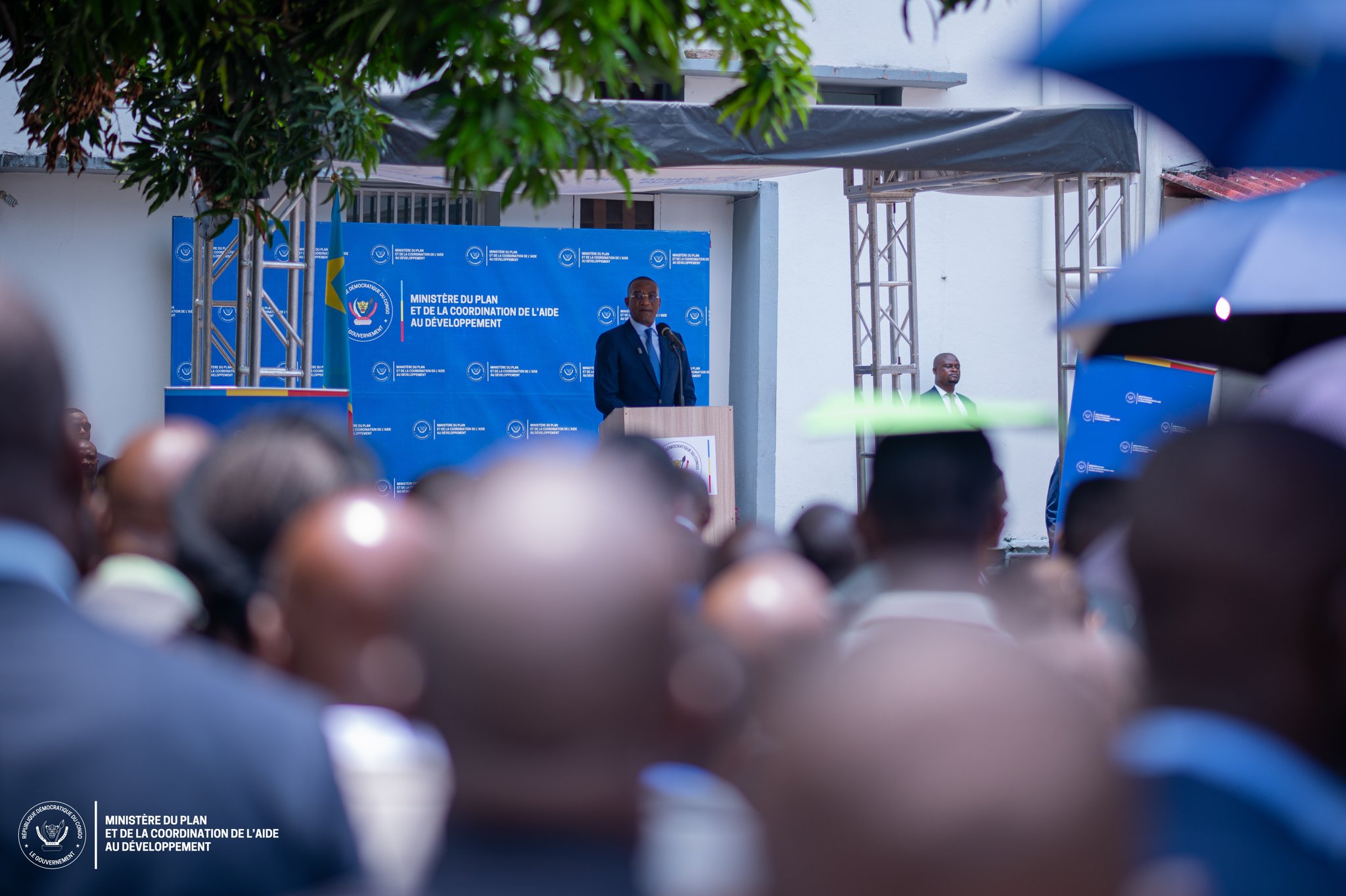 Guerre de l&rsquo;Est: Guylain Nyembo sensibilise les agents et cadres de son ministère à Kinshasa