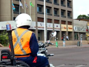 Lire la suite à propos de l’article Affaire « Roulage » Fiston : Sept membres de l&rsquo;escorte de la Première ministre devant la justice militaire