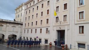 Lire la suite à propos de l’article L&rsquo;état de santé du Pape reste stable