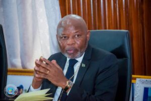 Lire la suite à propos de l’article Affaire Matata Ponyo : le président de la Cour constitutionnelle appelle Vital Kamerhe à respecter l’article 151 de la Constitution