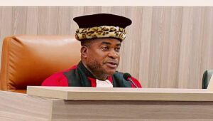 Lire la suite à propos de l’article Dieudonné Kamuleta réélu Président de la Cour constitutionnelle de la RDC