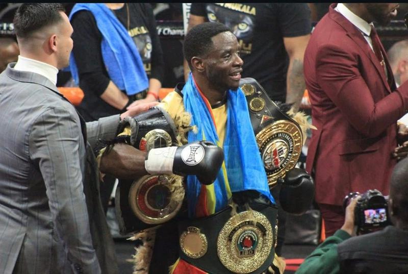 Boxe : Patrick Mukala sacré champion d’Afrique IBO des mi-lourds après sa victoire par KO sur Cristiano Ndombasy