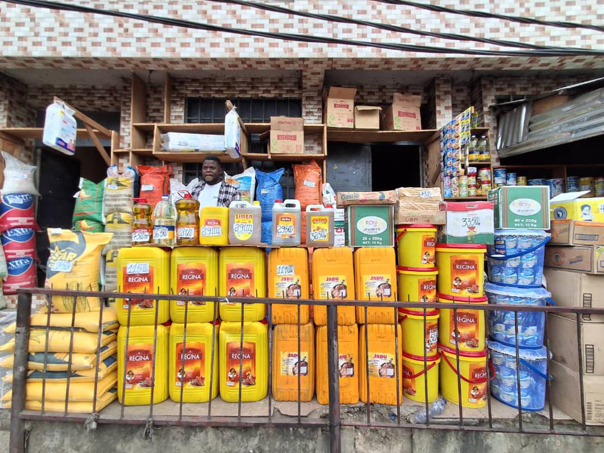 Baisse des prix de certains produits à Kinshasa grâce au raffermissement du franc congolais