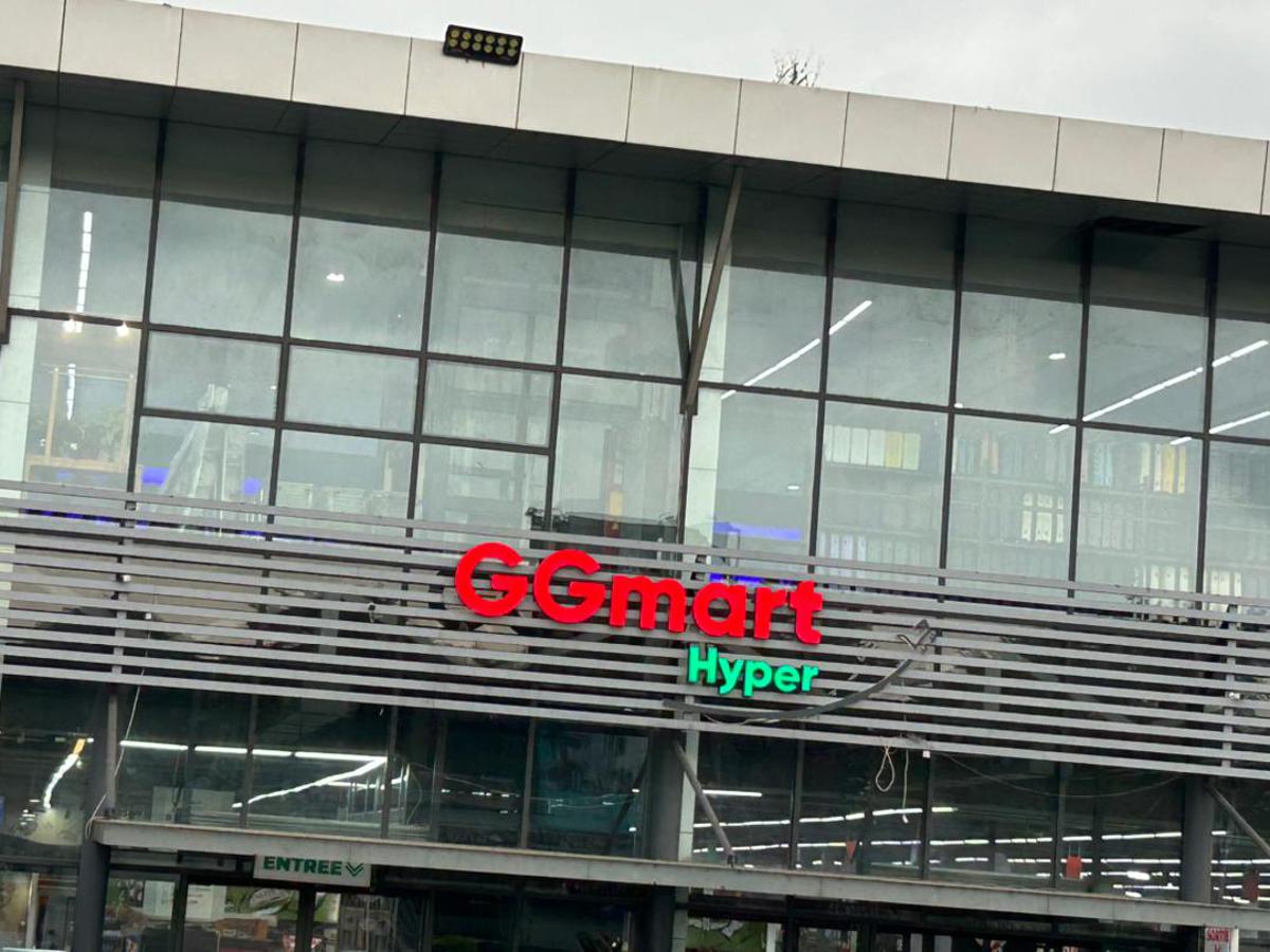 Lire la suite à propos de l’article Kinshasa : un client dénonce une tentative de corruption après avoir acheté et consommé un jus périmé au supermarché GG Mart