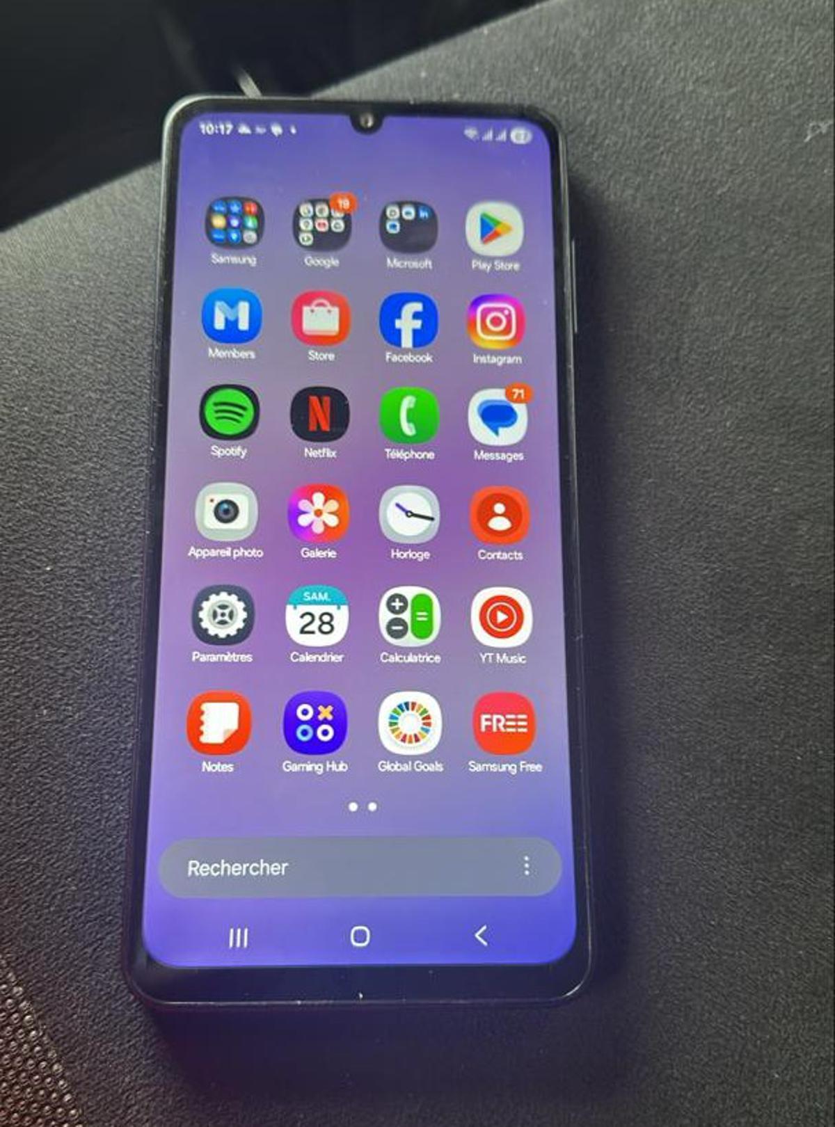 You are currently viewing Le ministre de la Justice ordonne la traque des auteurs d&rsquo;infractions numériques sur les réseaux sociaux en RDC