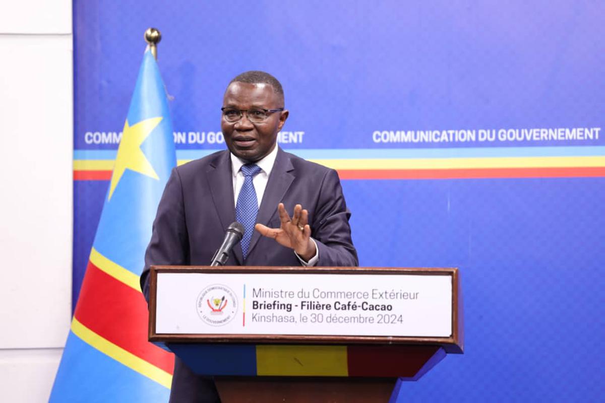 Sanctions américaines: Joseph Kabila sur le pas du chef rebelle angolais Savimbi, selon Julien Paluku*