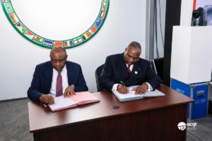 Kinshasa-Brazzaville: signature de l’appel d&rsquo;offres du projet Pont Route-Rail entre les deux capitales*