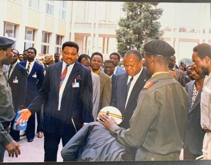 Dialogue: Jibi Ngoyi met Félix Tshisekedi en garde contre une « opposition nihiliste »