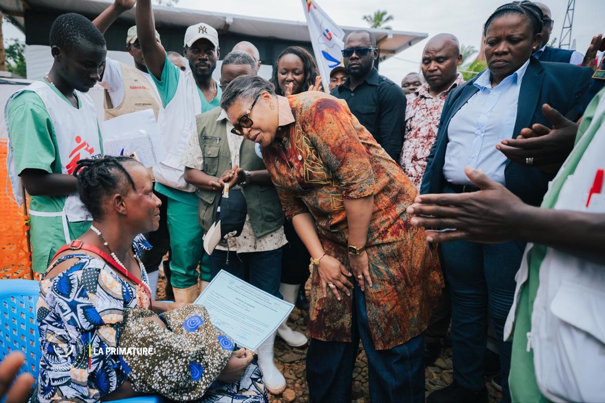 Tragédie familiale derrière une crise sanitaire : des enfants guéris d’Ebola, mais devenus orphelins