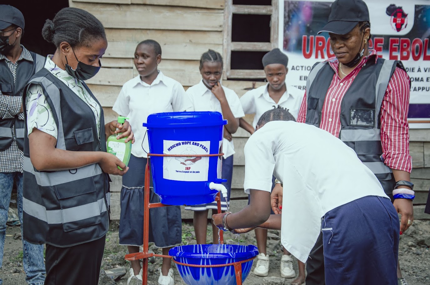 Ebola: le PNUD en appelle à une riposte globale prenant en compte les racines socio-économiques de la crise