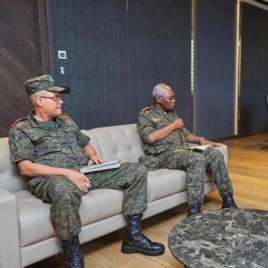 FARDC: le Chef de l&rsquo;Etat rend hommage aux hauts responsables de la justice militaire victimes du crash survenu à Kenge