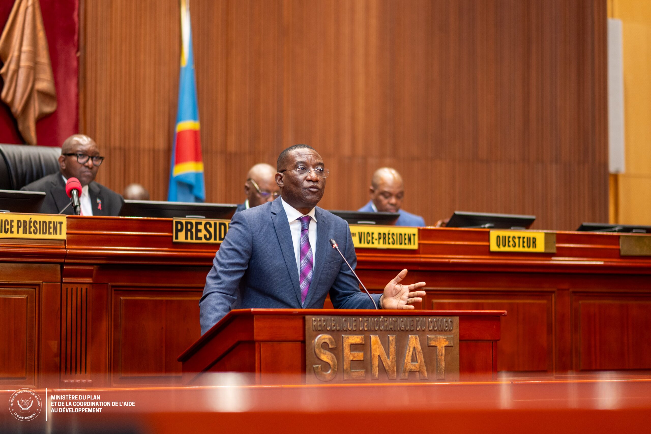 Statistique en RDC: le Sénat déclare recevable le projet de loi présenté par le ministre d&rsquo;Etat G. Nyembo